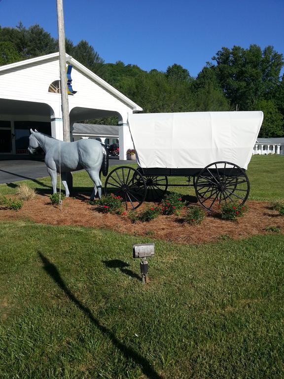 Carolina Motel フランクリン エクステリア 写真